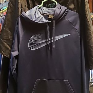 Men's large Nike Dri-FIT hooded sweatshirt